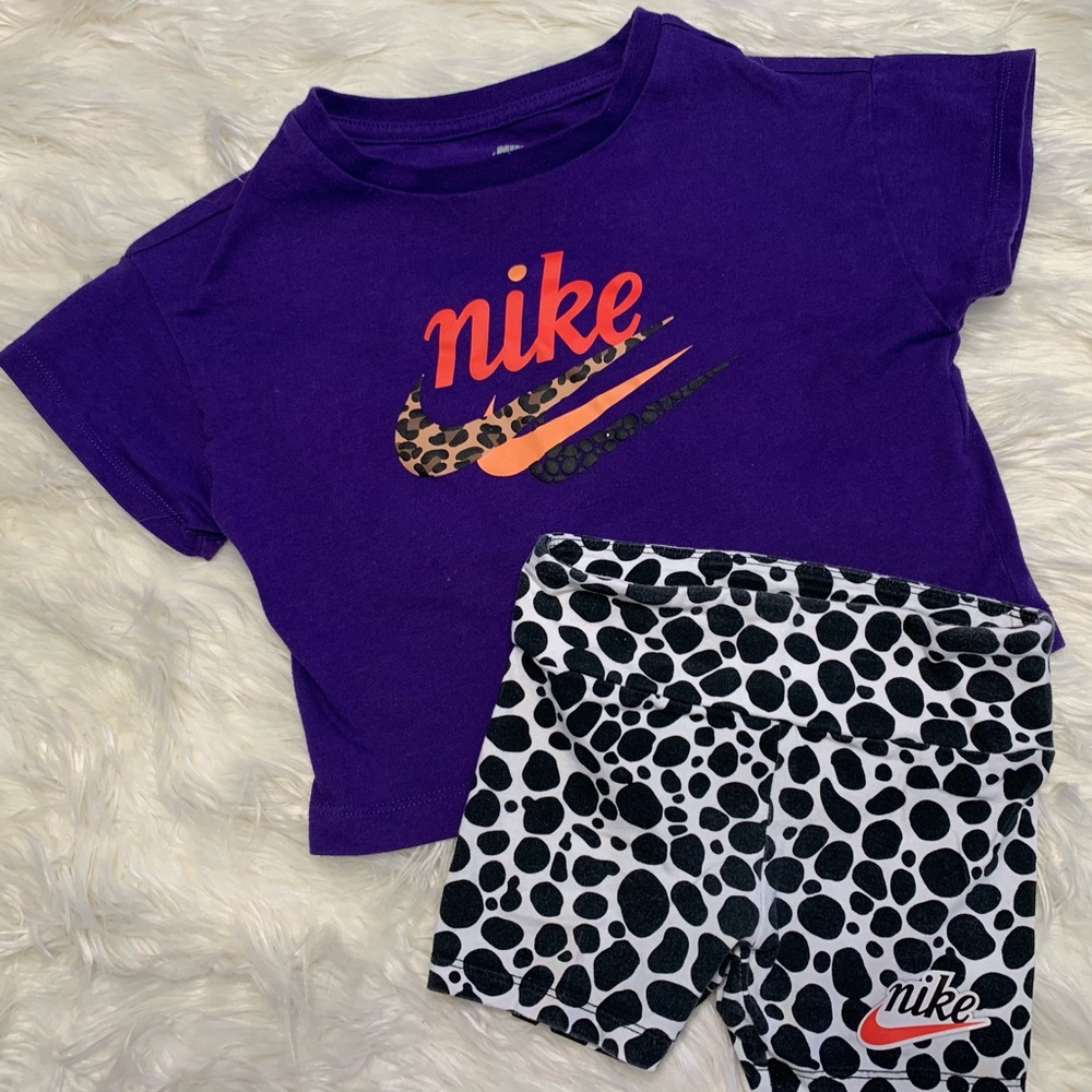 Size 2T Nike Set